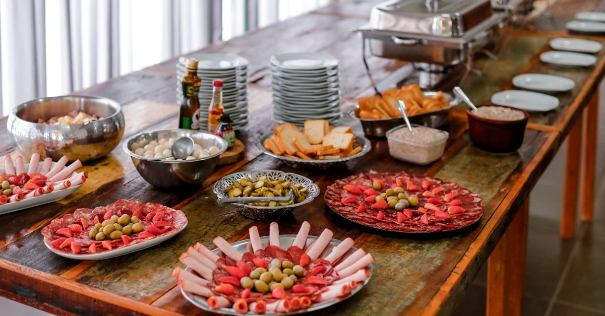 Celebrating Spanish Culture with Vegetarian Festive Dishes