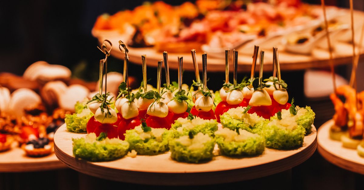 Curating an Unforgettable Spanish Feast for Your Private Party