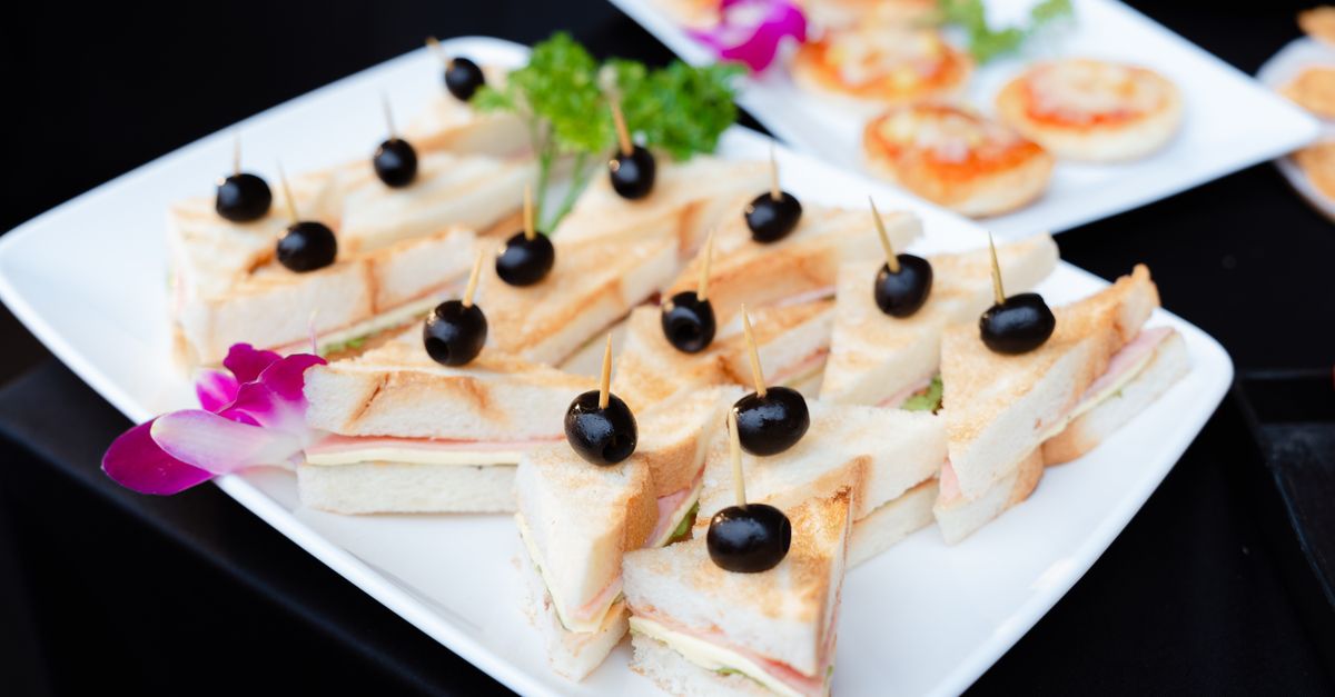 Pairing Spanish Wines with Corporate Event Menus