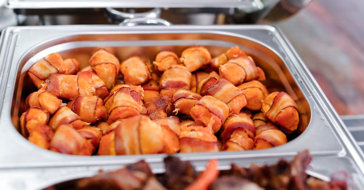 The Role of Paella in Celebrating Your Wedding Day