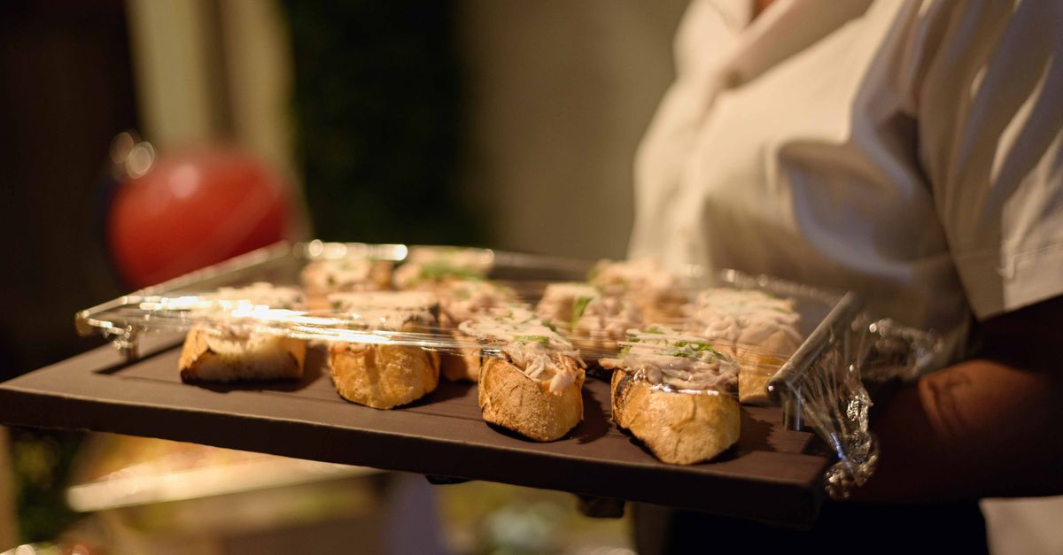 The Role of Paella in Creating an Authentic Spanish Wedding Celebration