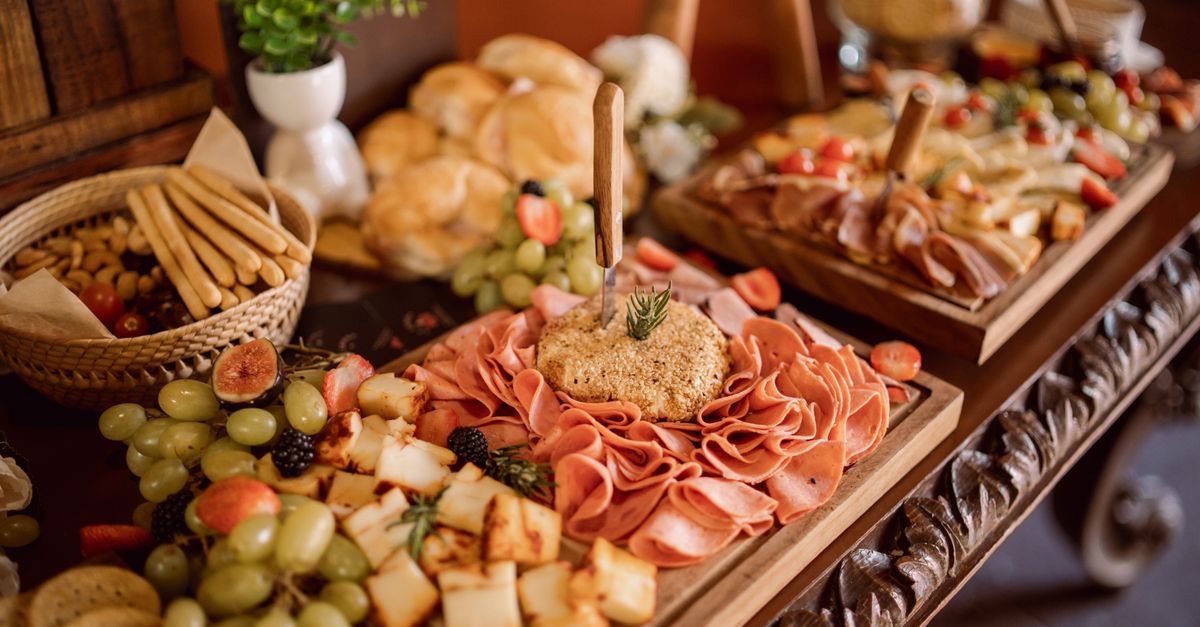 Tips for Planning a Private Party with Spanish Catering